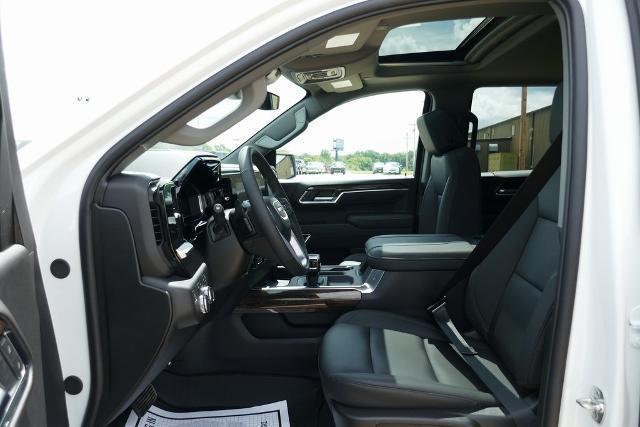 new 2025 GMC Sierra 1500 car, priced at $57,102