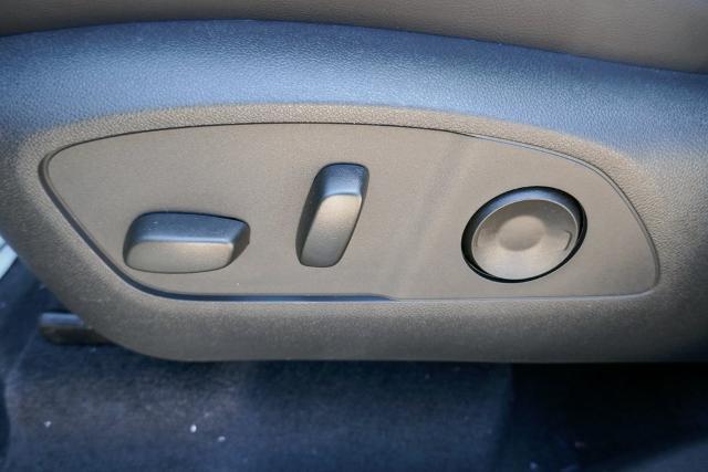 new 2025 GMC Acadia car, priced at $52,330