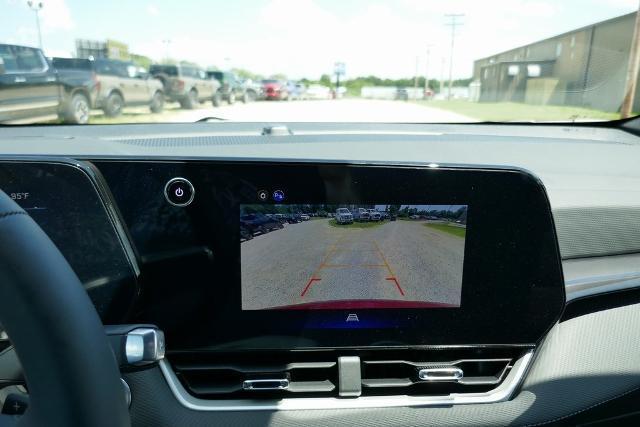 new 2026 Chevrolet Equinox car, priced at $28,548