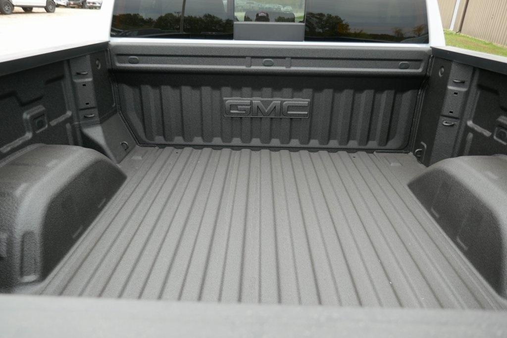 new 2026 GMC Sierra 1500 car, priced at $56,915