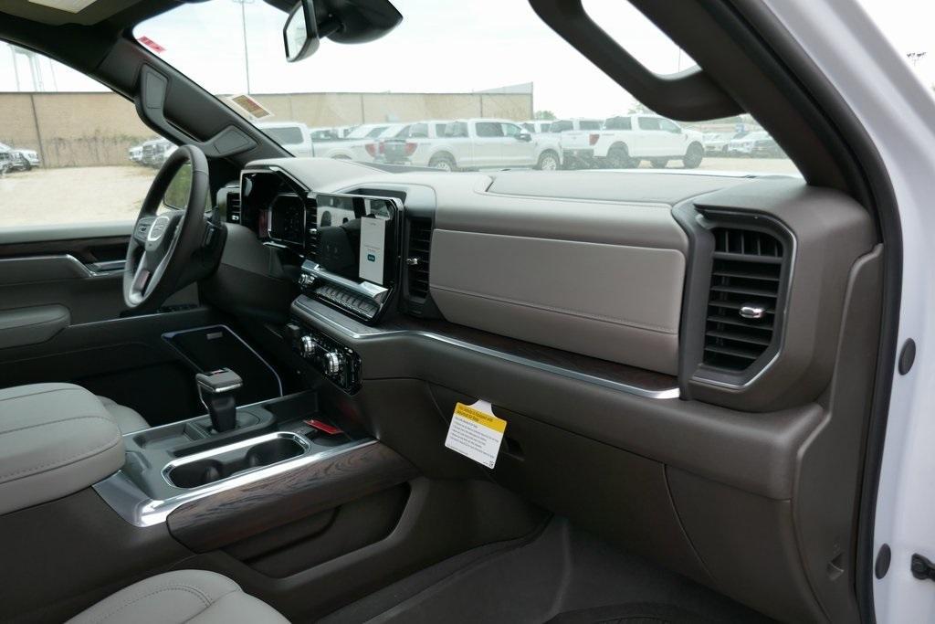 new 2026 GMC Sierra 1500 car, priced at $56,915