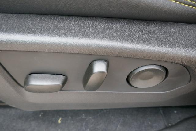 new 2025 Chevrolet Colorado car, priced at $49,553