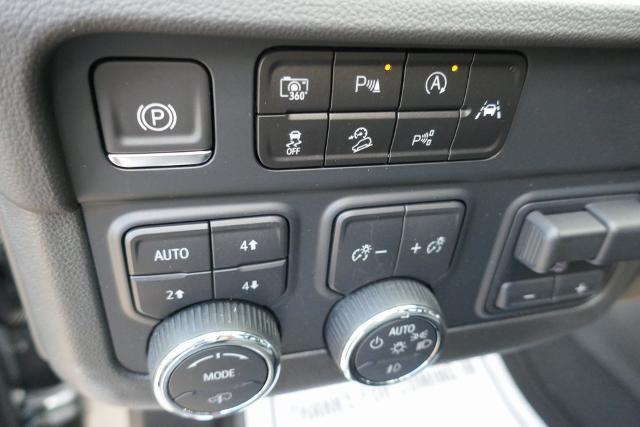 new 2025 Chevrolet Tahoe car, priced at $78,020
