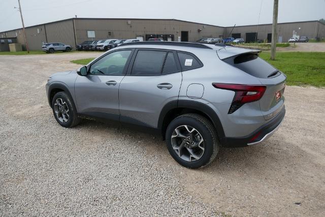 new 2025 Chevrolet Trax car