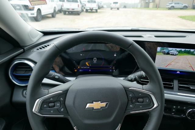 new 2025 Chevrolet Trax car