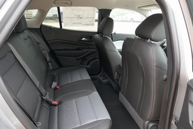 new 2025 Chevrolet Trax car
