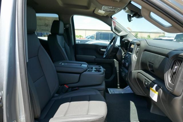 new 2025 Chevrolet Silverado 1500 car, priced at $39,137