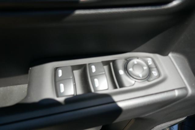 new 2025 Chevrolet Silverado 1500 car, priced at $39,137