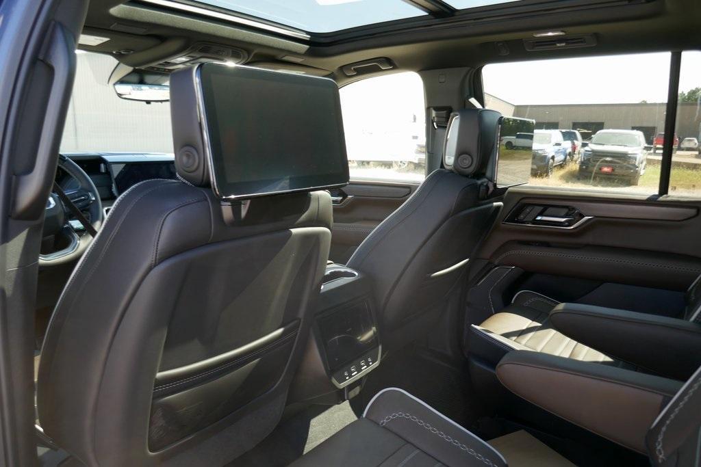 new 2025 GMC Yukon car, priced at $103,090
