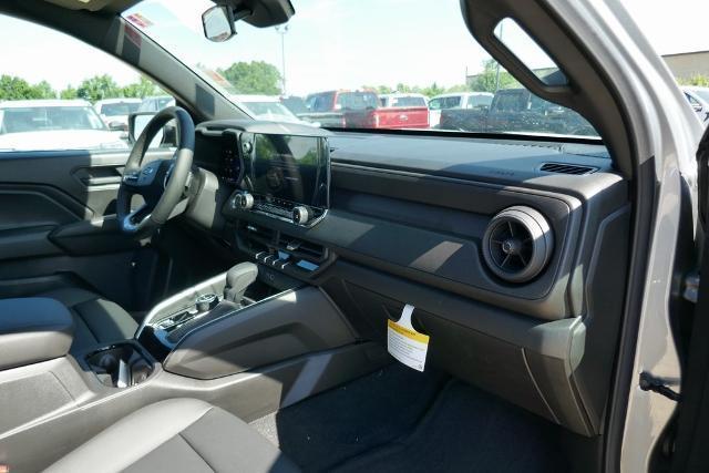 new 2025 Chevrolet Colorado car, priced at $40,406