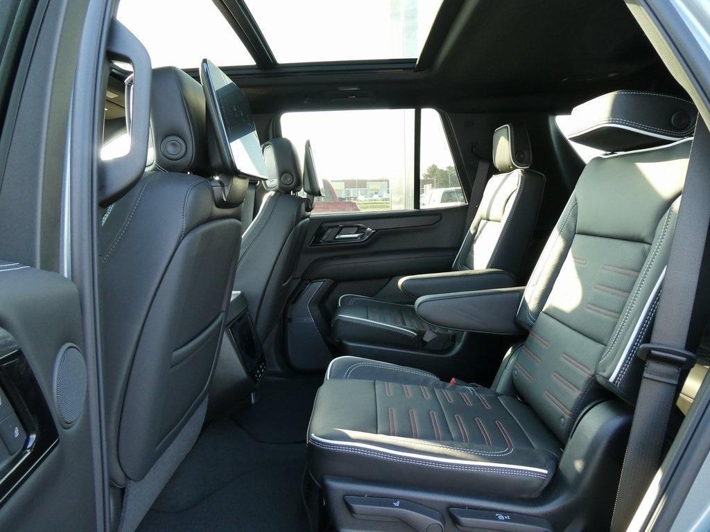 new 2025 GMC Yukon car, priced at $92,386