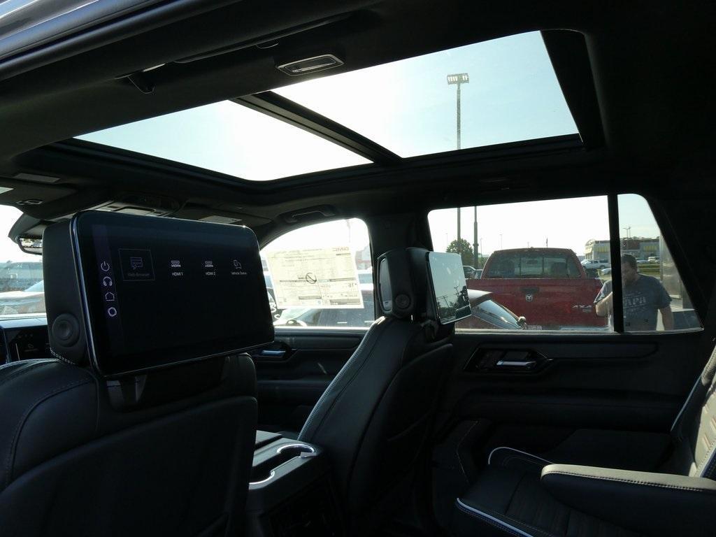 new 2025 GMC Yukon car, priced at $92,386