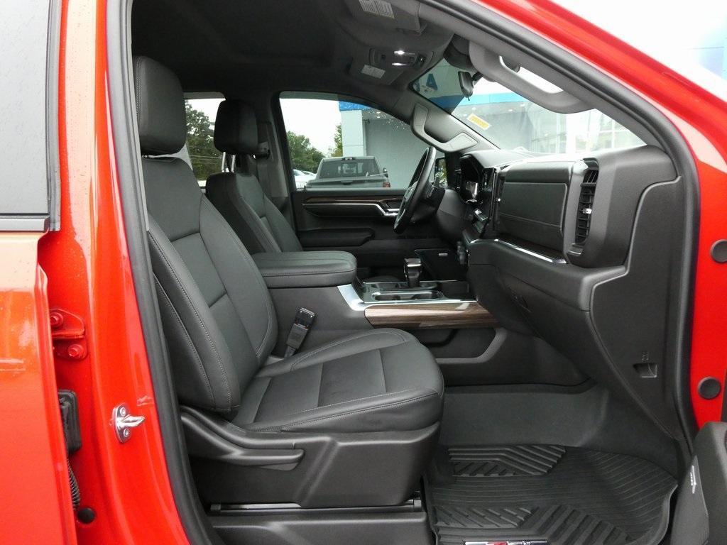 used 2024 Chevrolet Silverado 1500 car, priced at $46,995