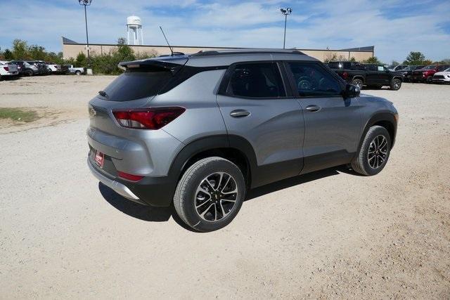 new 2025 Chevrolet TrailBlazer car, priced at $27,597