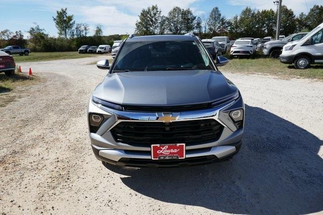 new 2025 Chevrolet TrailBlazer car, priced at $27,597