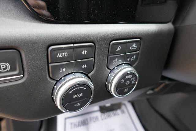new 2025 GMC Sierra 1500 car, priced at $56,222