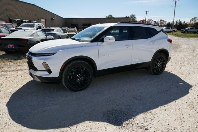 new 2025 Chevrolet Blazer car