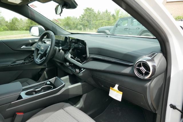 new 2025 Chevrolet Equinox car, priced at $27,607