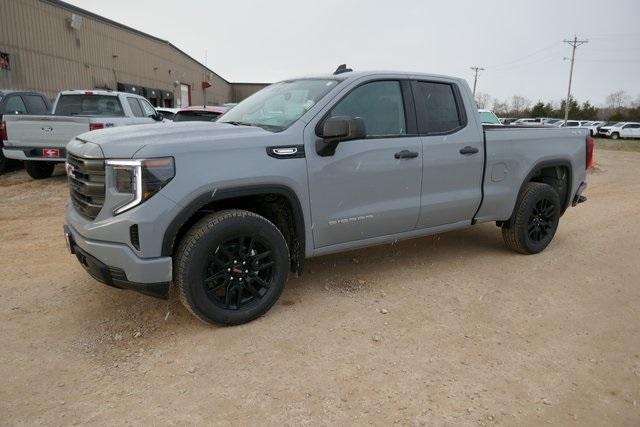 new 2025 GMC Sierra 1500 car, priced at $40,334