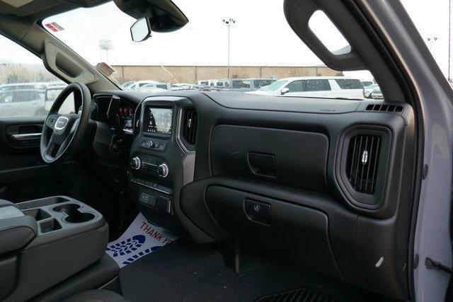 new 2025 GMC Sierra 1500 car, priced at $40,334