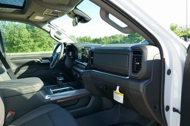 new 2025 Chevrolet Silverado 1500 car, priced at $58,370