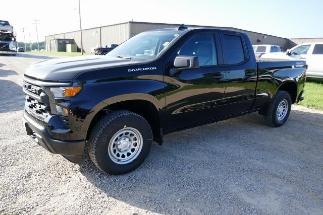 new 2025 Chevrolet Silverado 1500 car, priced at $39,137