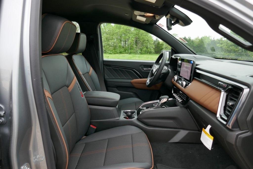 new 2025 GMC Canyon car, priced at $44,811