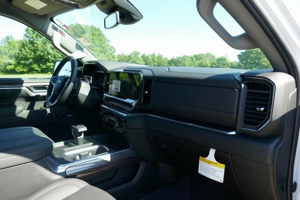 new 2025 Chevrolet Silverado 1500 car, priced at $56,325
