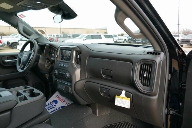 new 2025 Chevrolet Silverado 1500 car, priced at $41,692