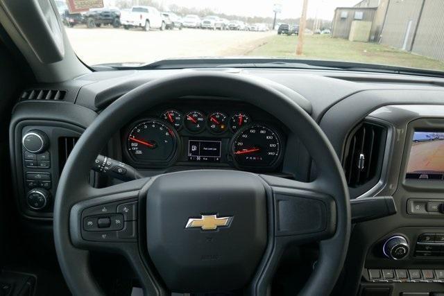 new 2025 Chevrolet Silverado 1500 car, priced at $41,692