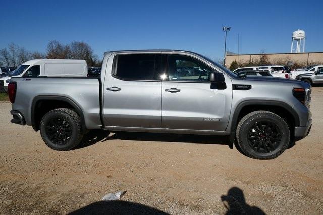 new 2025 GMC Sierra 1500 car, priced at $53,252