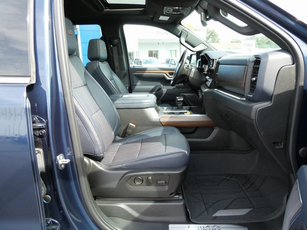 used 2022 Chevrolet Silverado 1500 car, priced at $47,995