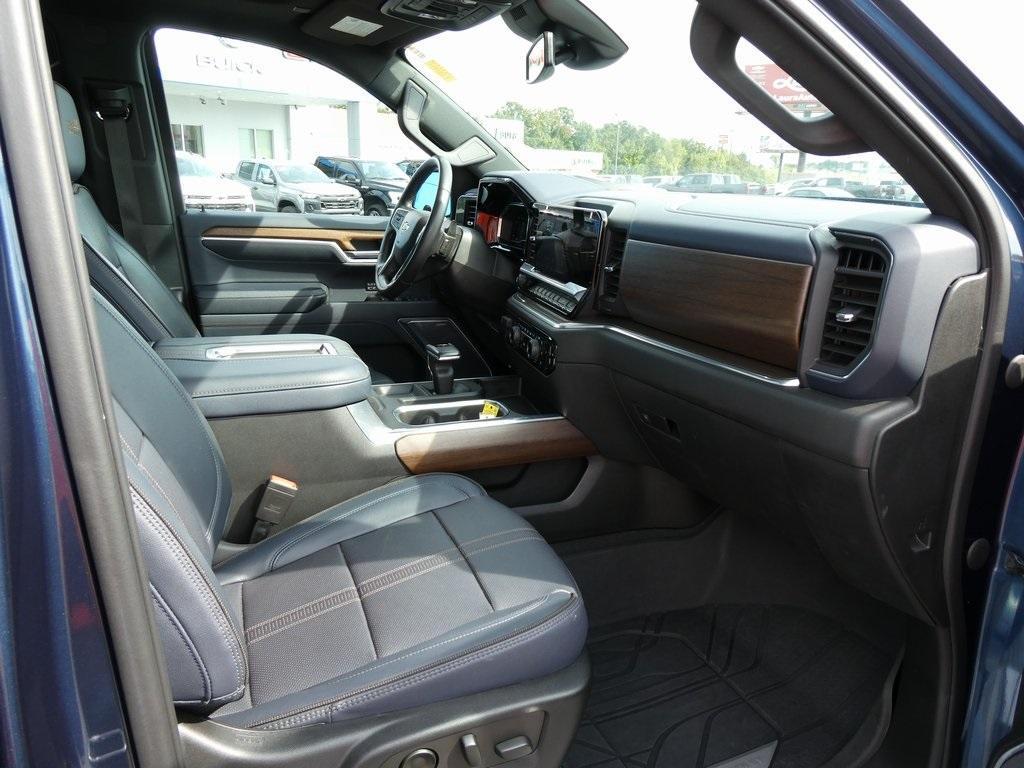 used 2022 Chevrolet Silverado 1500 car, priced at $47,995