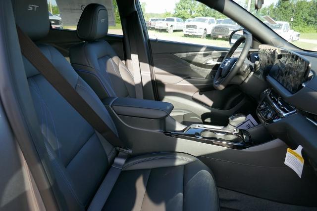new 2025 Buick Envista car, priced at $28,072