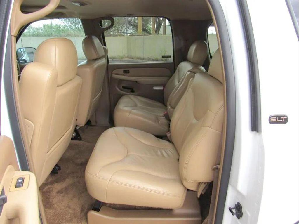 used 2000 GMC Yukon XL car, priced at $9,803