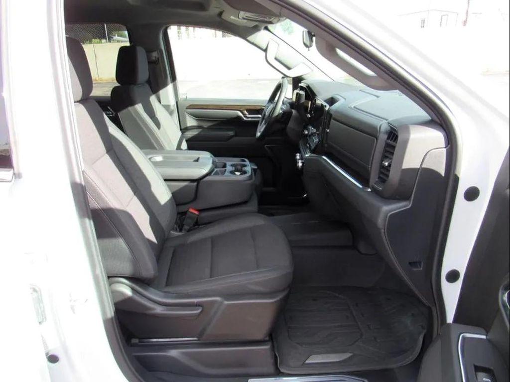 used 2024 GMC Sierra 1500 car, priced at $41,882