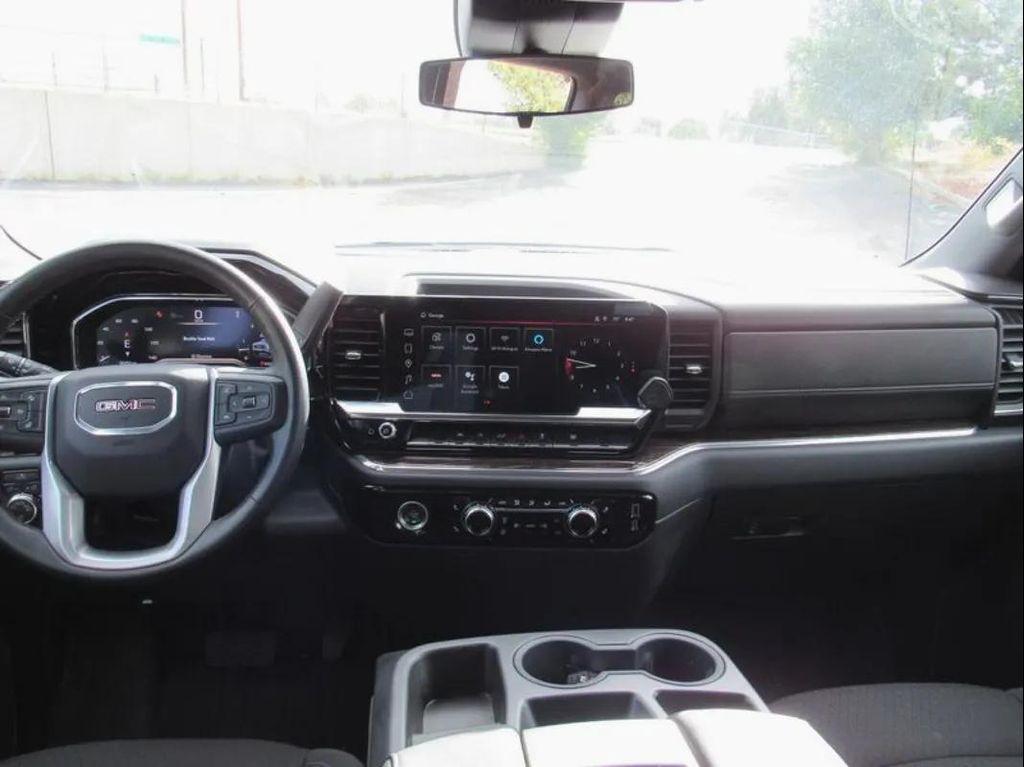 used 2024 GMC Sierra 1500 car, priced at $41,882