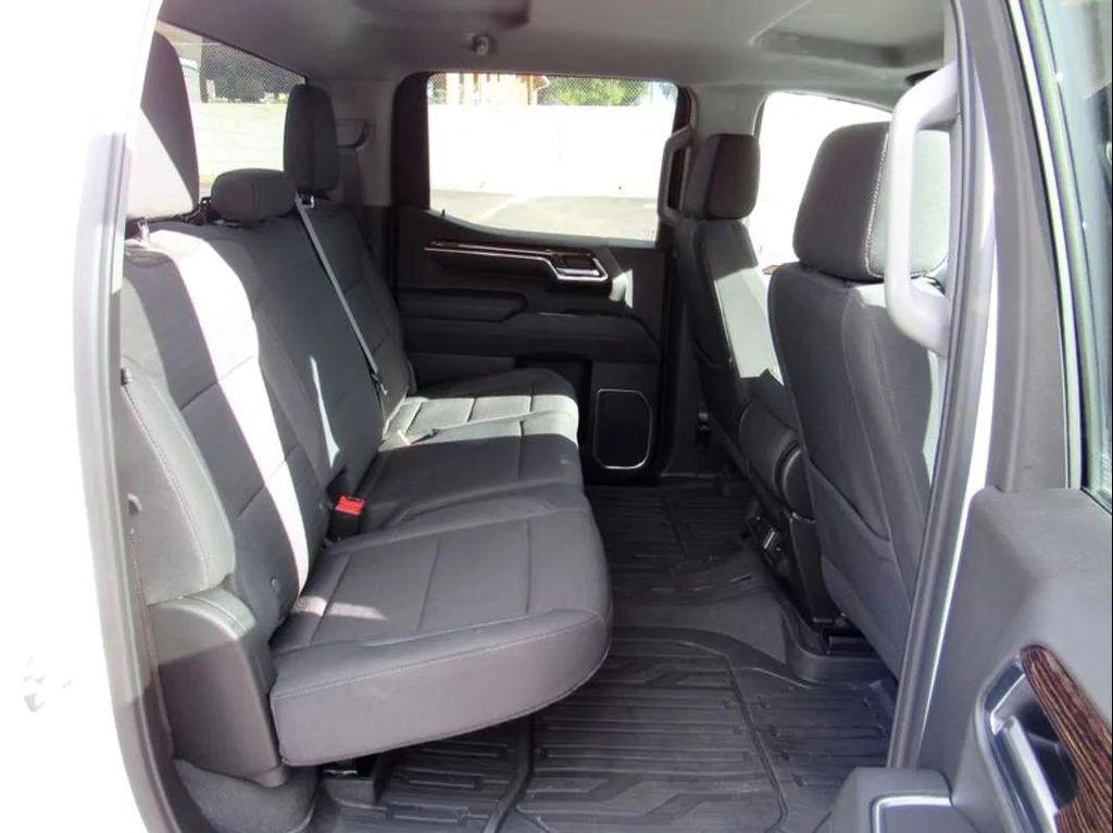 used 2024 GMC Sierra 1500 car, priced at $41,882