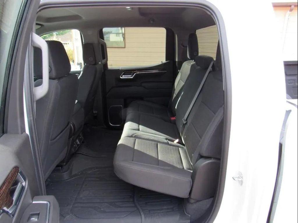 used 2024 GMC Sierra 1500 car, priced at $41,882