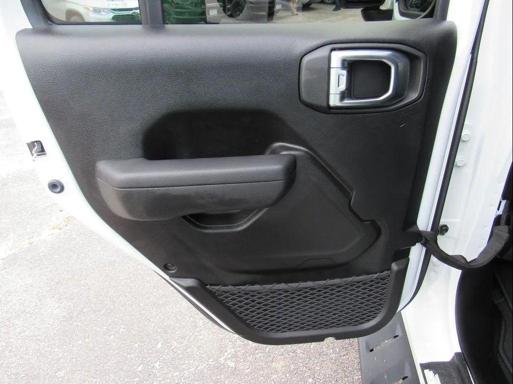 used 2022 Jeep Gladiator car, priced at $36,485