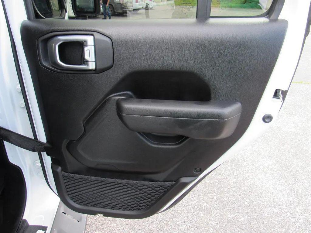 used 2022 Jeep Gladiator car, priced at $36,485