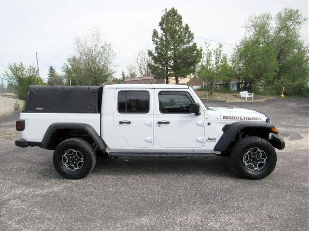 used 2022 Jeep Gladiator car, priced at $36,485