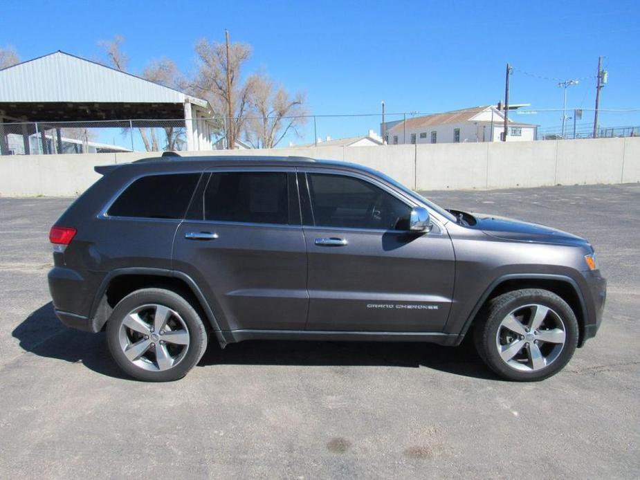 used 2016 Jeep Grand Cherokee car, priced at $17,481