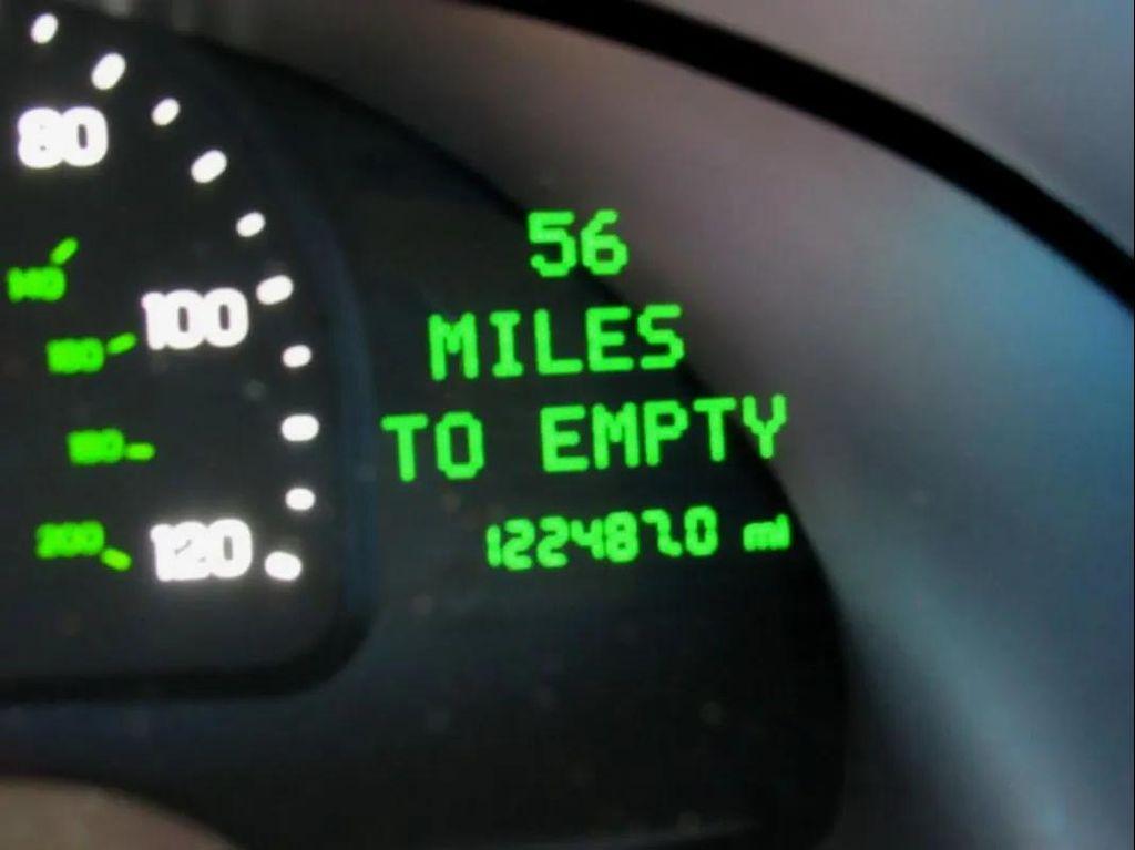 used 1998 Lincoln Continental car, priced at $5,800