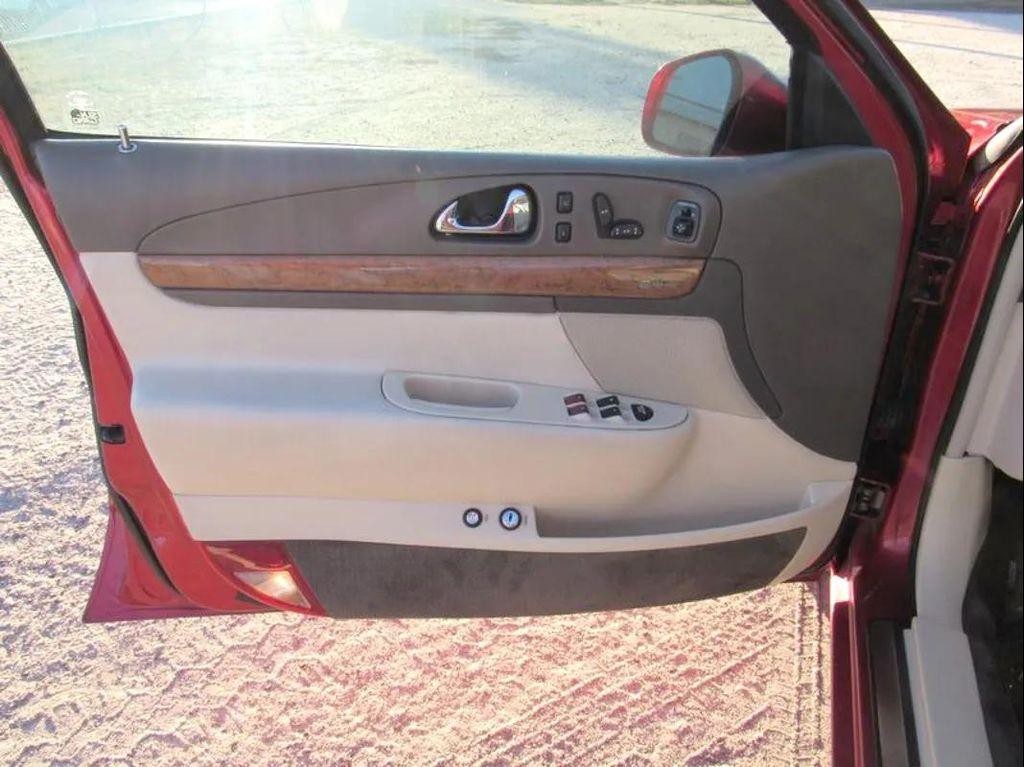 used 1998 Lincoln Continental car, priced at $5,800