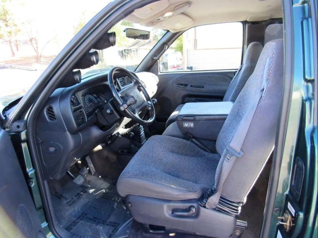 used 2002 Dodge Ram 2500 car, priced at $28,800