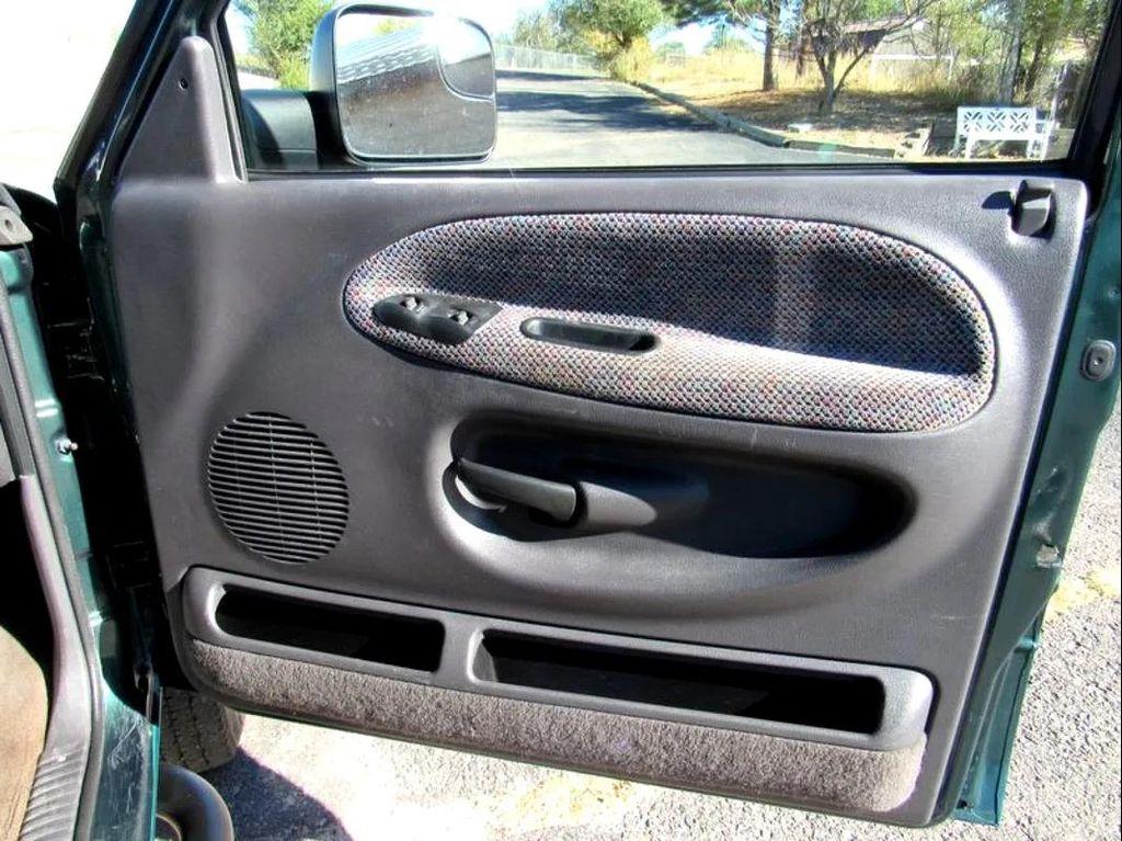 used 2002 Dodge Ram 2500 car, priced at $28,800