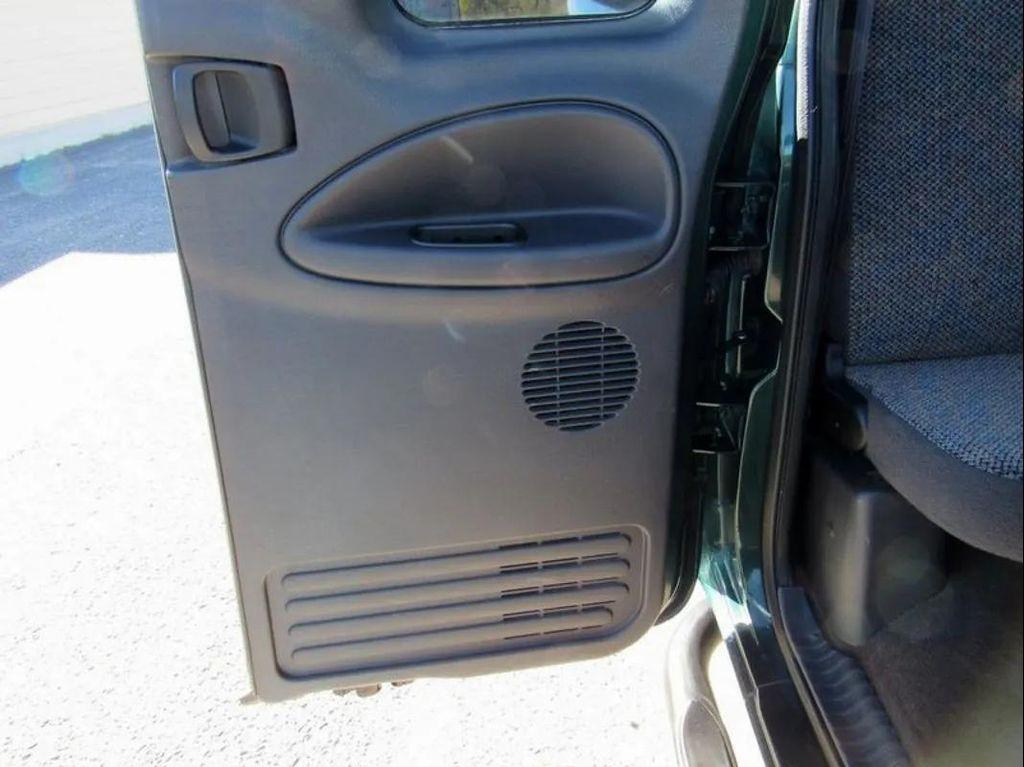 used 2002 Dodge Ram 2500 car, priced at $28,800