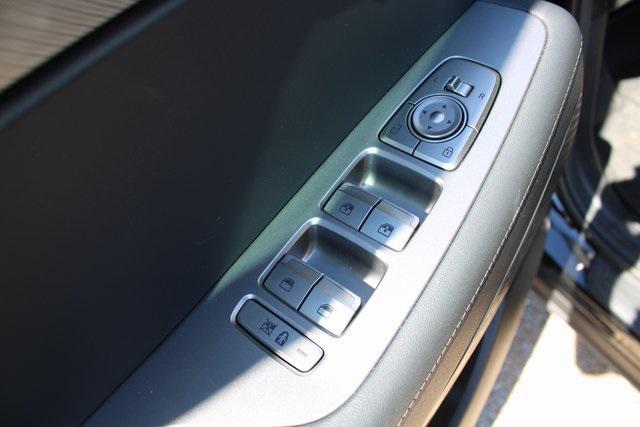 used 2025 Hyundai Palisade car, priced at $37,204