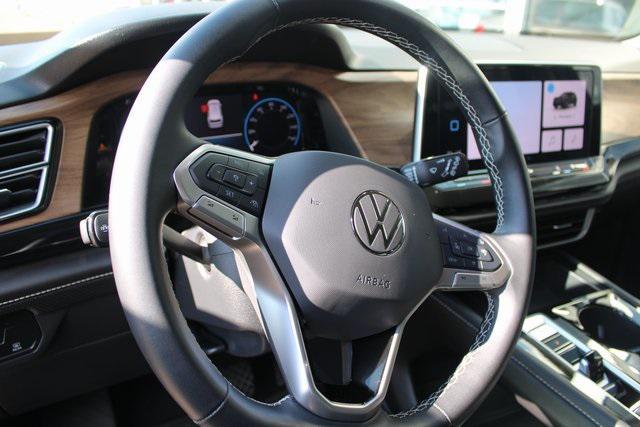 used 2025 Volkswagen Atlas car, priced at $35,648